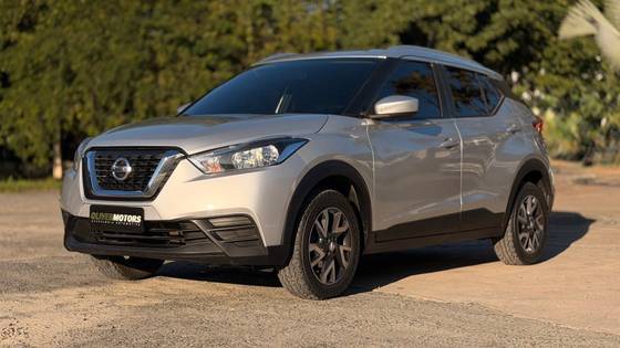 NISSAN KICKS 1.6 16V FLEXSTART S 4P XTRONIC NISSAN KICKS 1.6 16V FLEXSTART S 4P XTRONIC